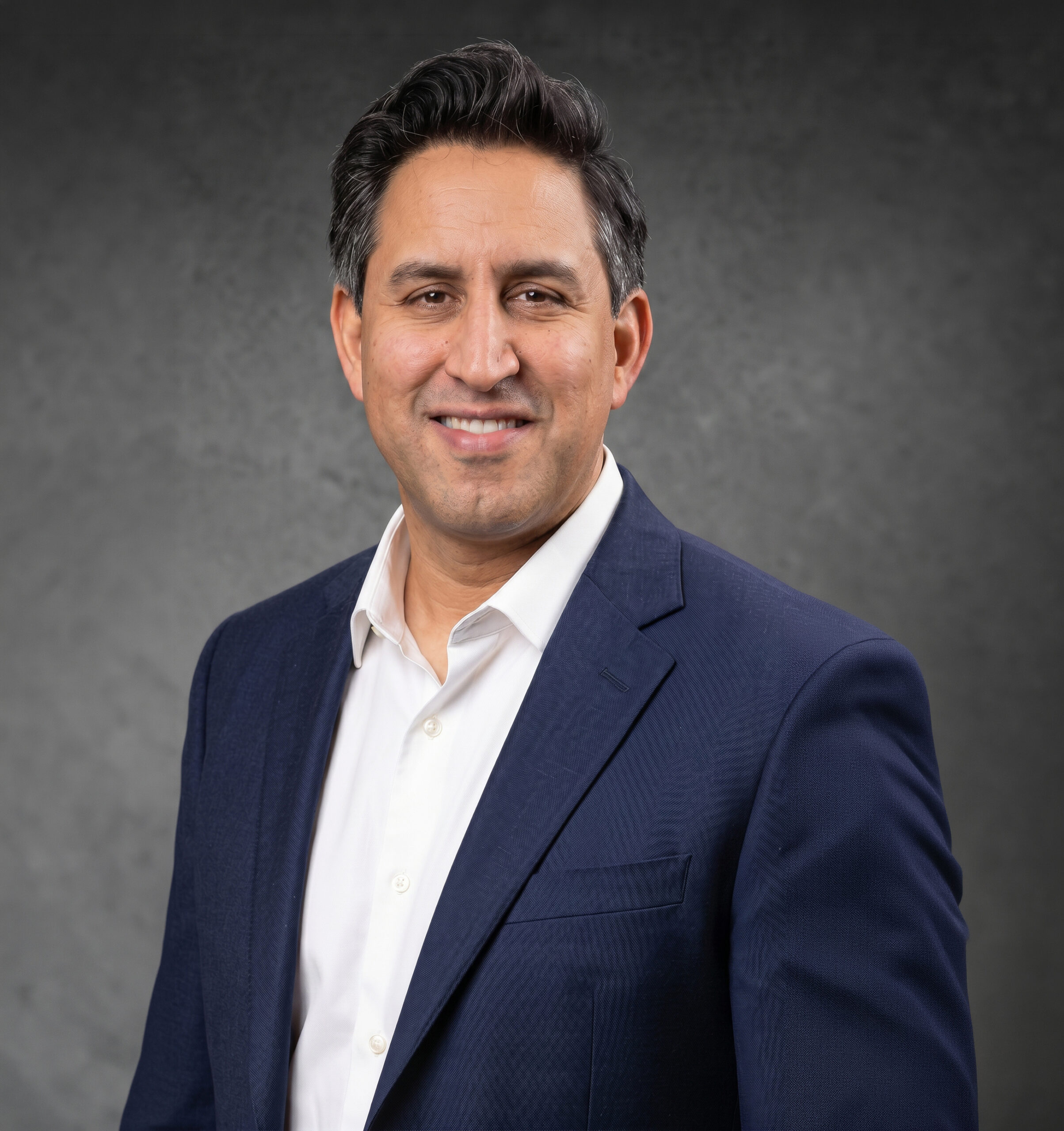 Arash Tebbi